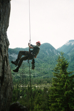Abseilen �ber einen �berhang