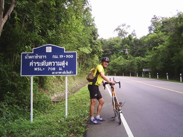 Infotafel: 708hm bei 19,9 km der Strasse bisher